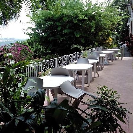 Hotel Relax Resort Montego Bay Exterior foto