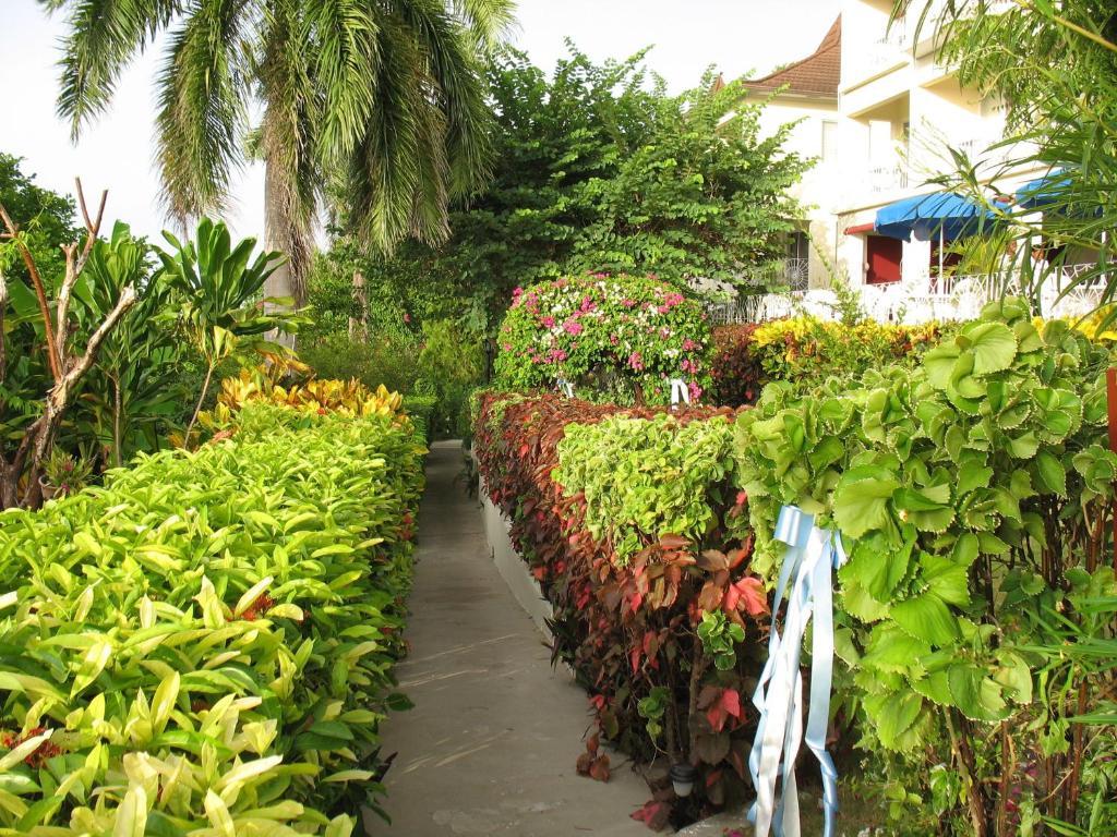 Hotel Relax Resort Montego Bay Exterior foto